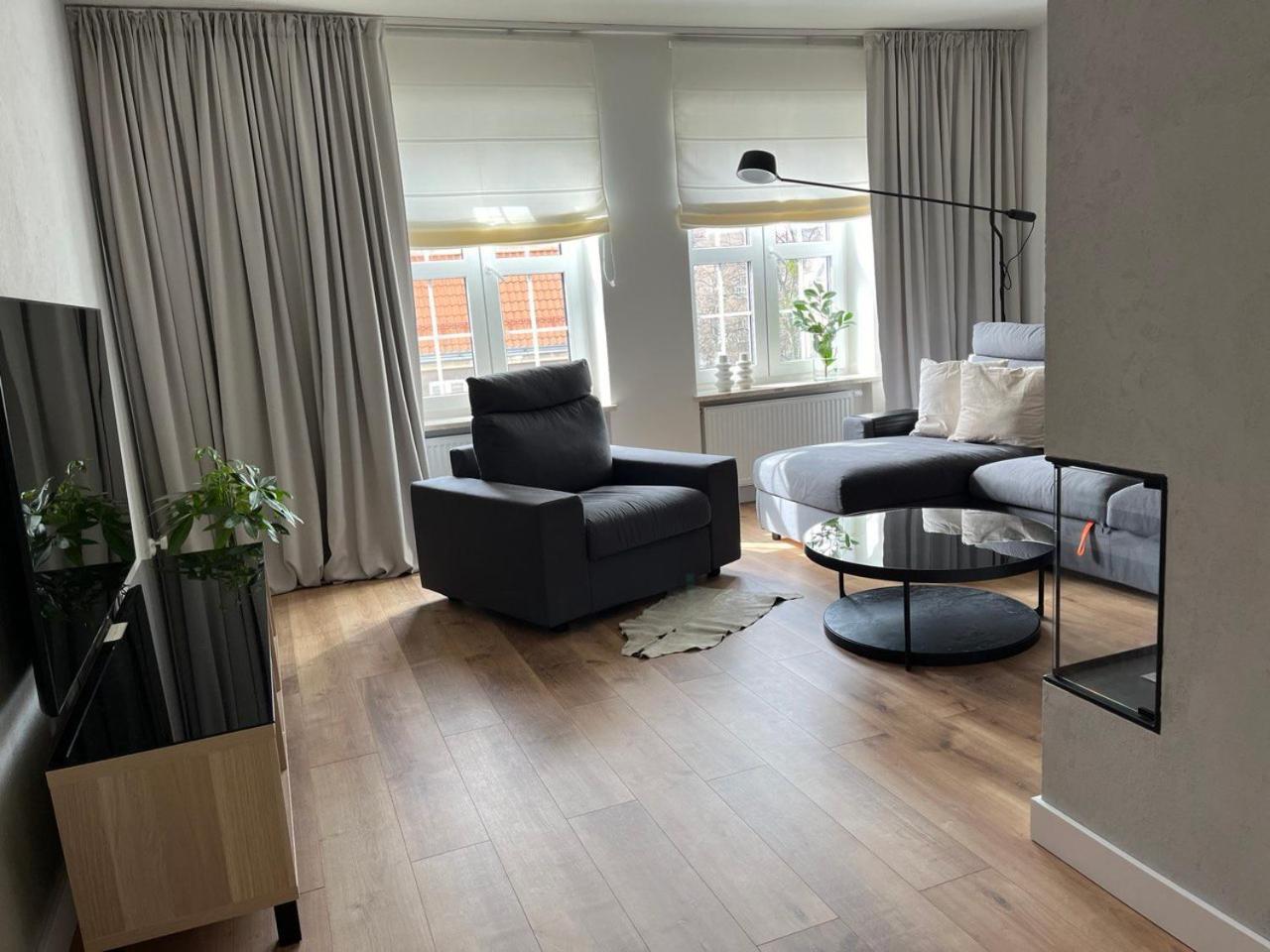 Grand Apartment - Old Town & City Center غدانسك المظهر الخارجي الصورة