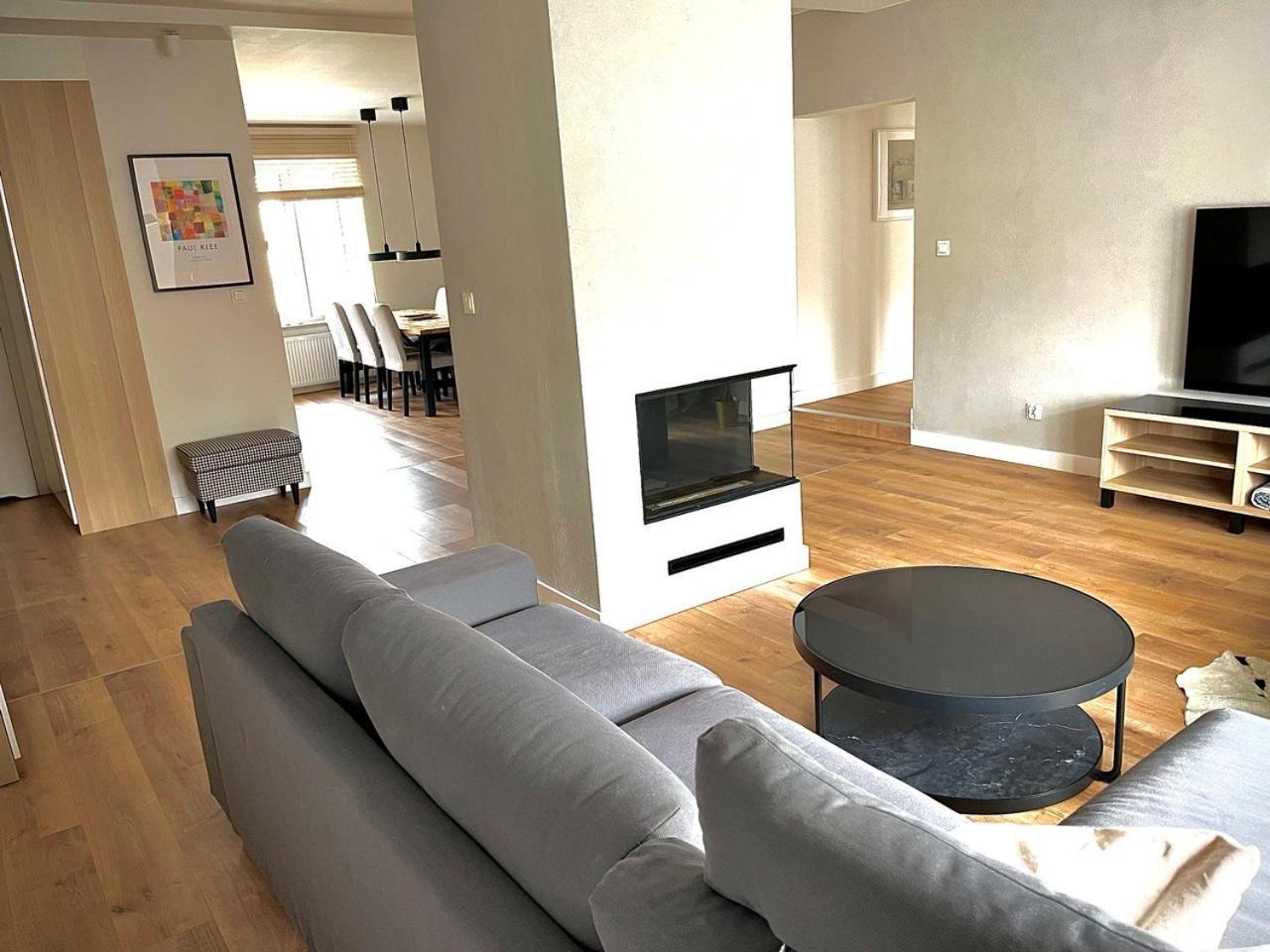 Grand Apartment - Old Town & City Center غدانسك المظهر الخارجي الصورة