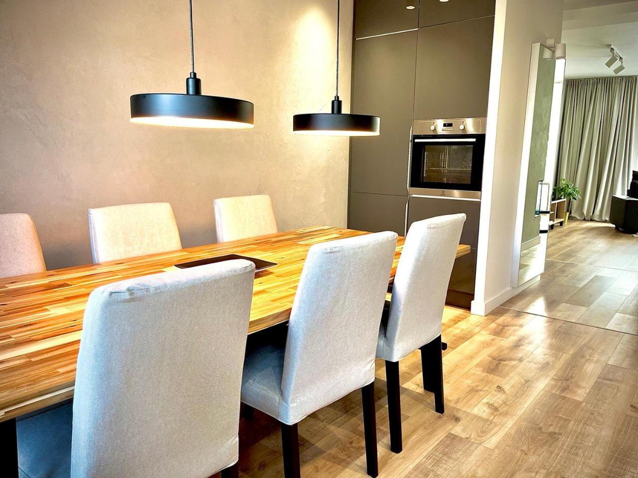 Grand Apartment - Old Town & City Center غدانسك المظهر الخارجي الصورة