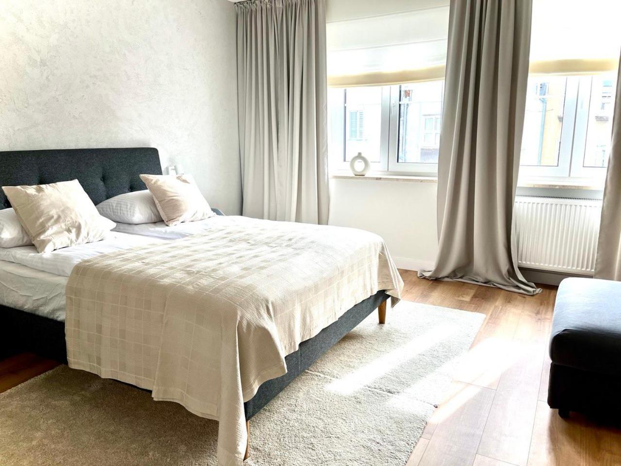 Grand Apartment - Old Town & City Center غدانسك المظهر الخارجي الصورة